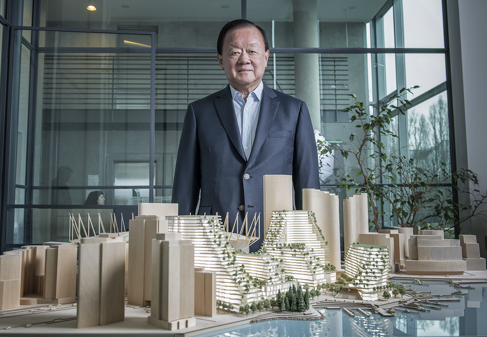 vancouver, property, Photo of Oei Hong Leong with an architectural model