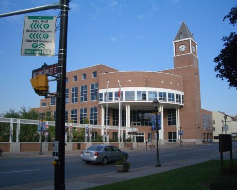 Picture of city hall in Brampton