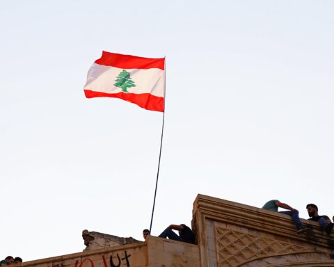 Le drapeau libanais à Beyrouth