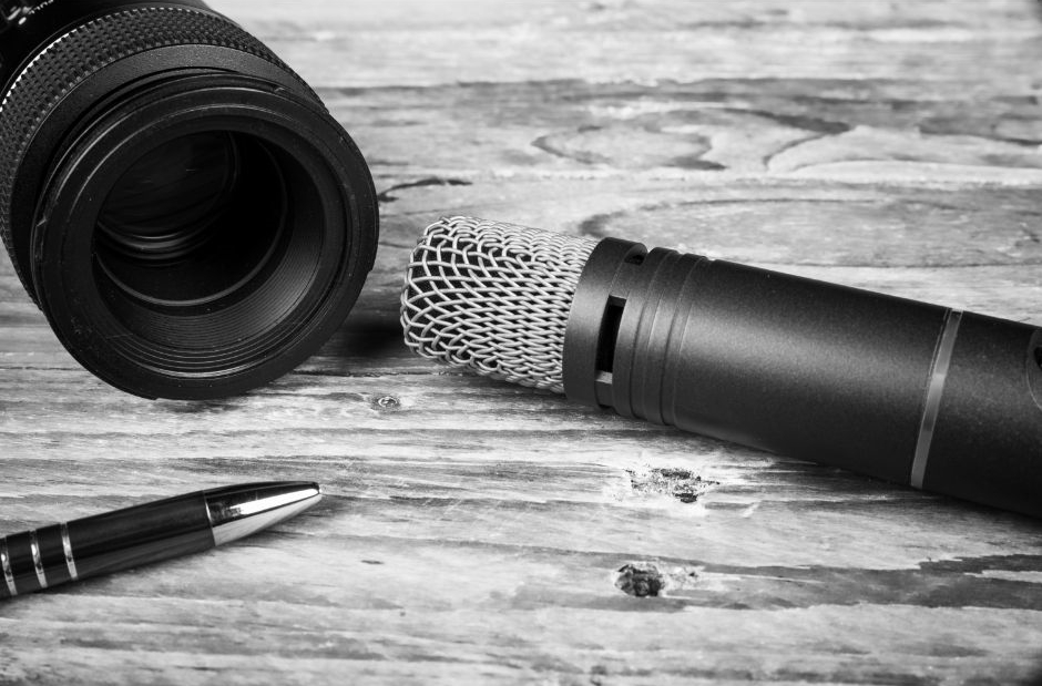 photo lens microphone black and white