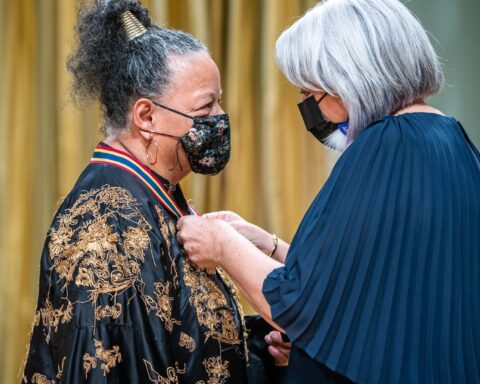Rita Shelton Deverell pictured with Governor-General, Mary Simon, awarding her with the Lifetime Artistic Achievement Award. Photo taken from the Governor-General’s Facebook.
