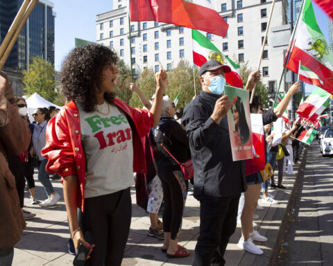 In October, thousands of people in Vancouver formed a human chain from downtown to Lions Gate Bridge to demonstrate their solidarity with Iranian protestors. Photo by Shaghayegh Moradian