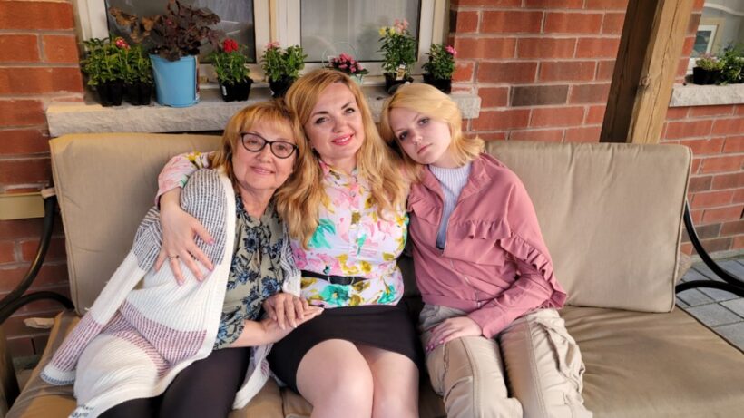 Anna Gutta-Ustymenko (centre), with her mother, Iryna Hutta (left) and her daughter, Veronika Ustymenko. Ukrainian refugees